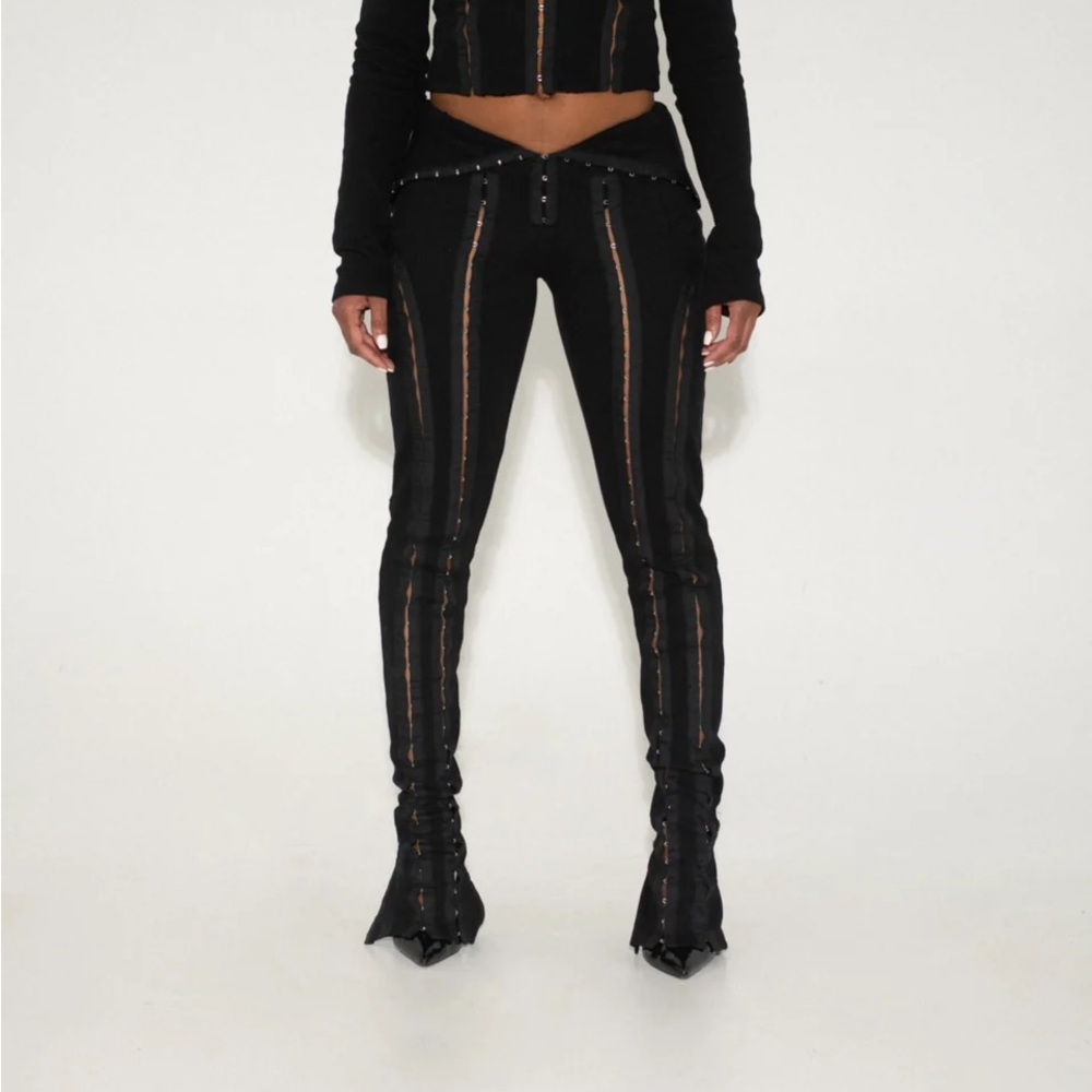 CM STUDIOS Lee Top ONLY - Picture 2 of 2